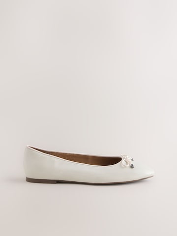 Ballerina con cinturino 'Forever Comfort®' di Next in bianco