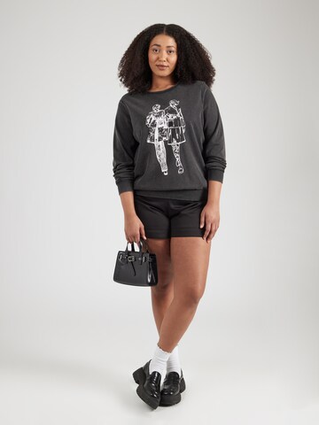 ONLY Carmakoma Sweatshirt in Grau