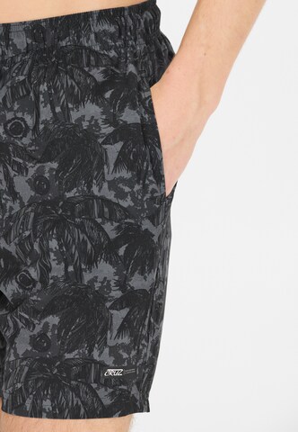 Cruz Badeshorts 'Kasper' in Schwarz