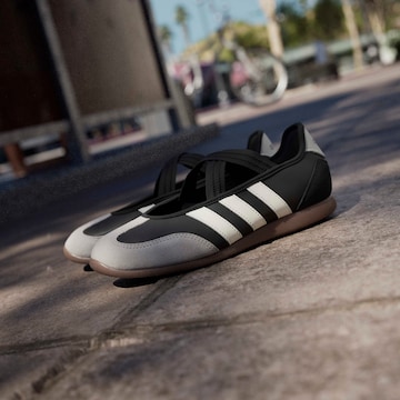 ADIDAS SPORTSWEAR Tenisky 'Barreda' – černá