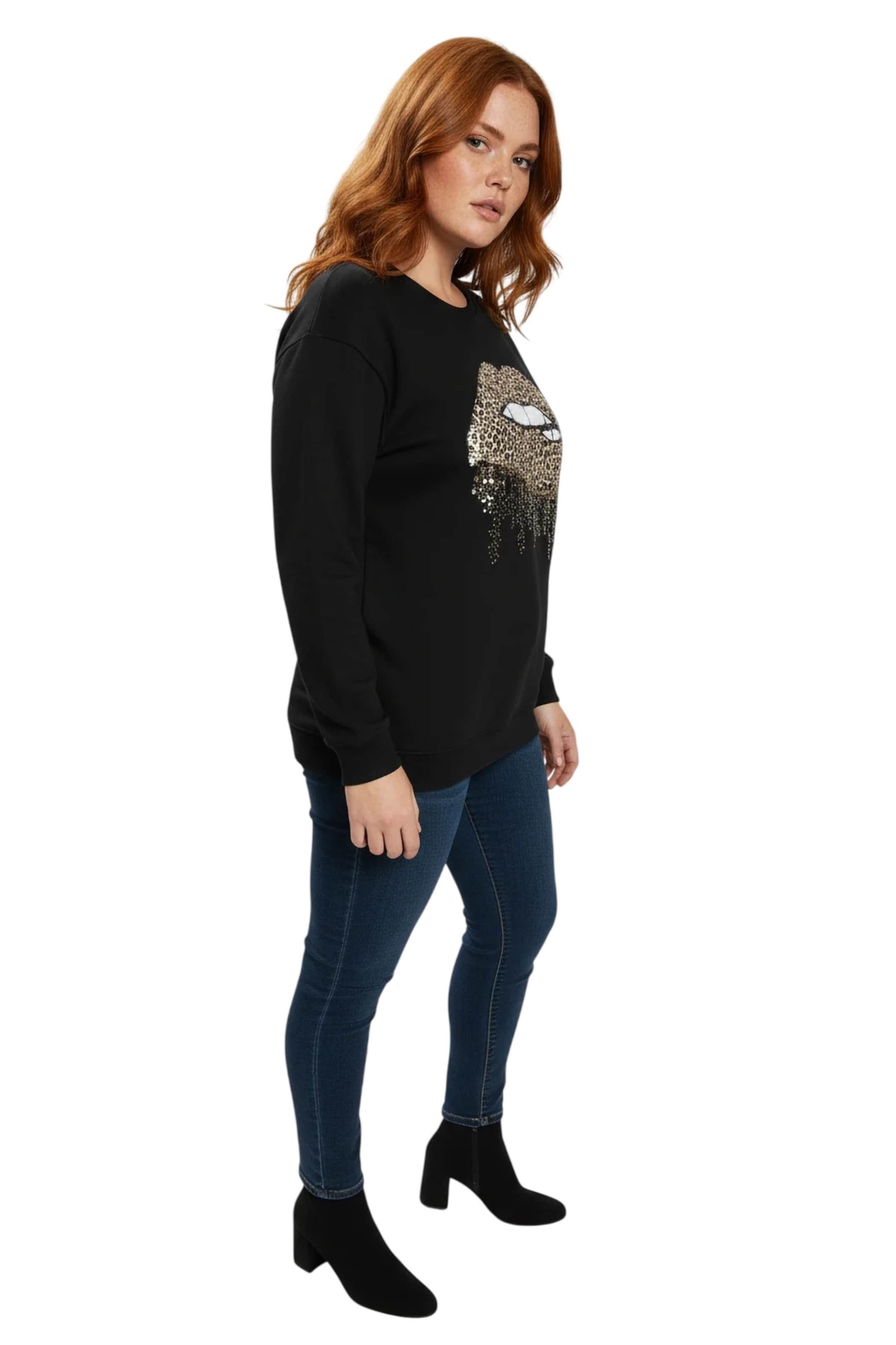Shape Of You Sweatshirt in Black