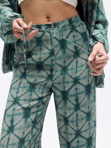 Pull&Bear Wide leg Pants in Green