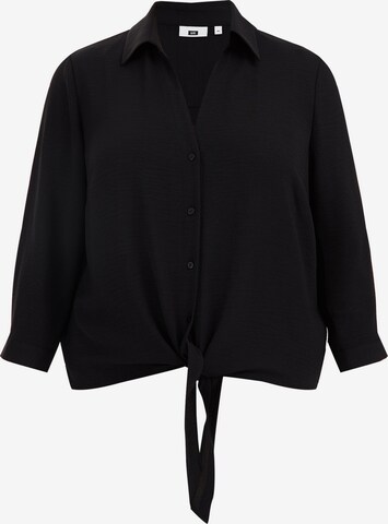 WE Fashion Blouse in Black: front