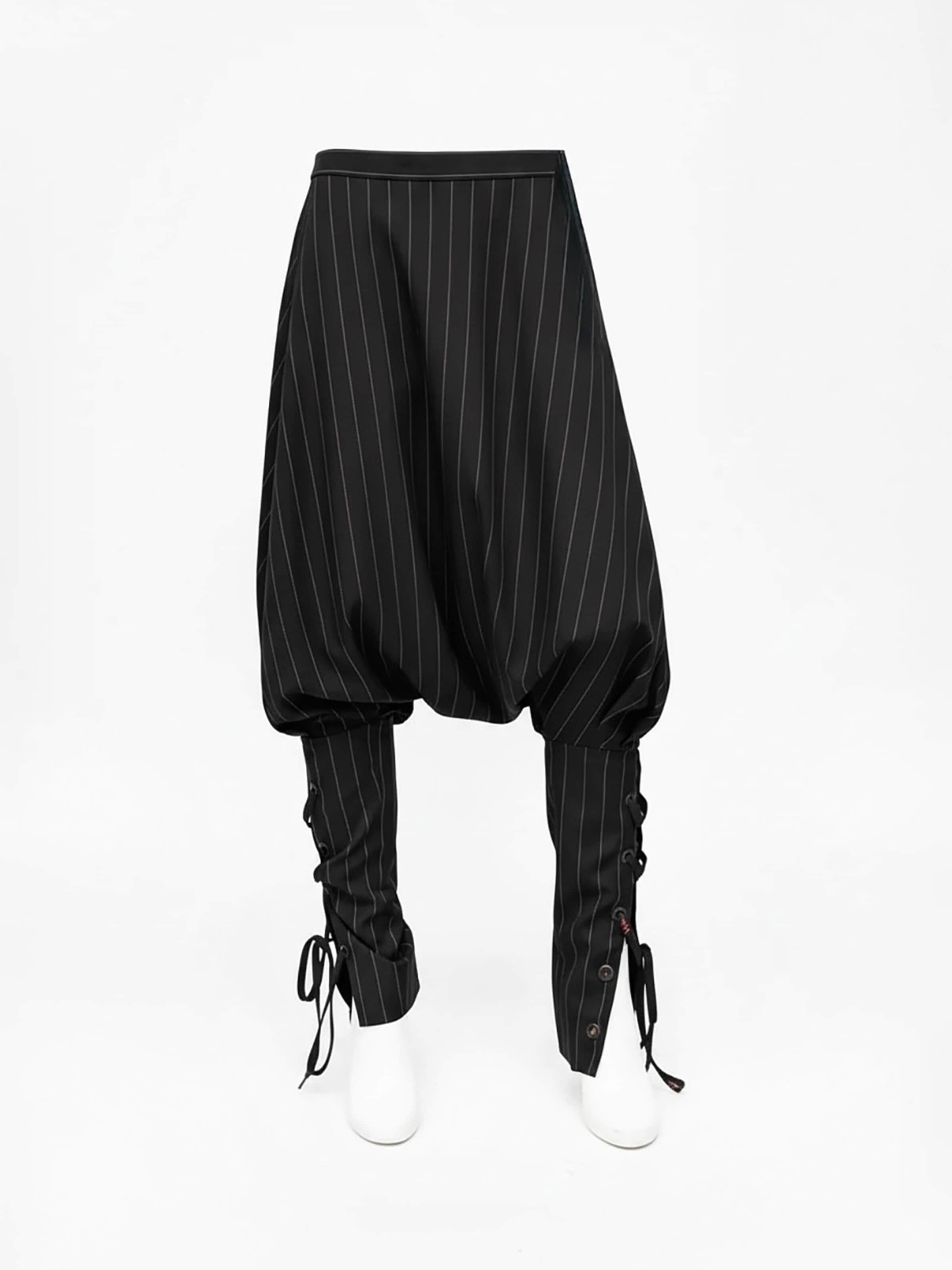 IUnique Regular Hose 'Pirate-Style Pants'‌‌‌‌‌‌‌‌‌‌ in Schwarz: Vorderseite