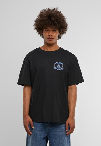 Maglietta 'The World Is Ours' di Mister Tee in nero: frontale