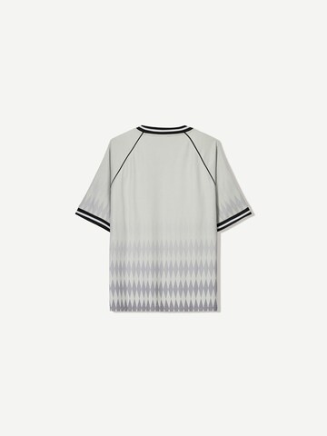 Bershka T-shirt i grå