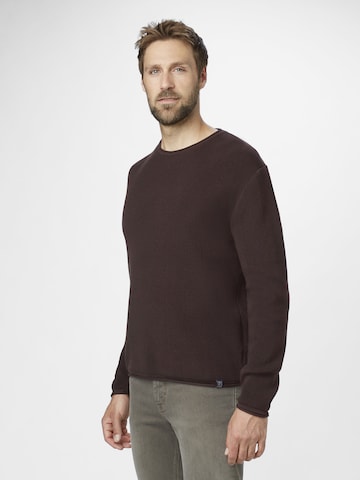 PADDOCKS Sweater in Brown: front