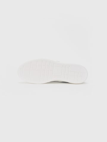Calvin Klein Jeans Platform trainers in White: bottom
