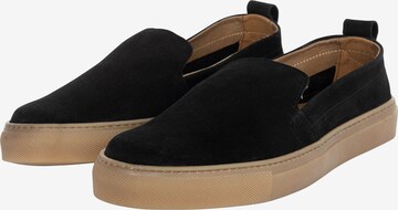 Scarpa slip-on di MO in nero