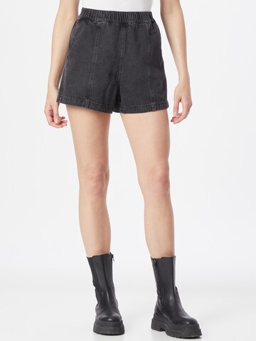 Madewell Regular Shorts in Schwarz: predná strana