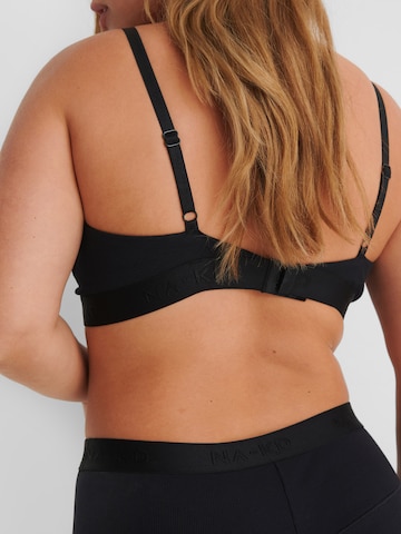 hunkemöller x NA-KD Bustier Melltartó 'Lenia' - fekete