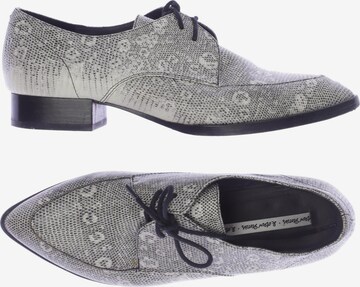 & Other Stories Flats & Loafers in 37 in Grey: front