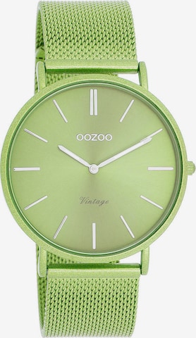 OOZOO Analog Watch in Green: front