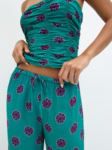 Pull&Bear Zvonové kalhoty Kalhoty – modrá