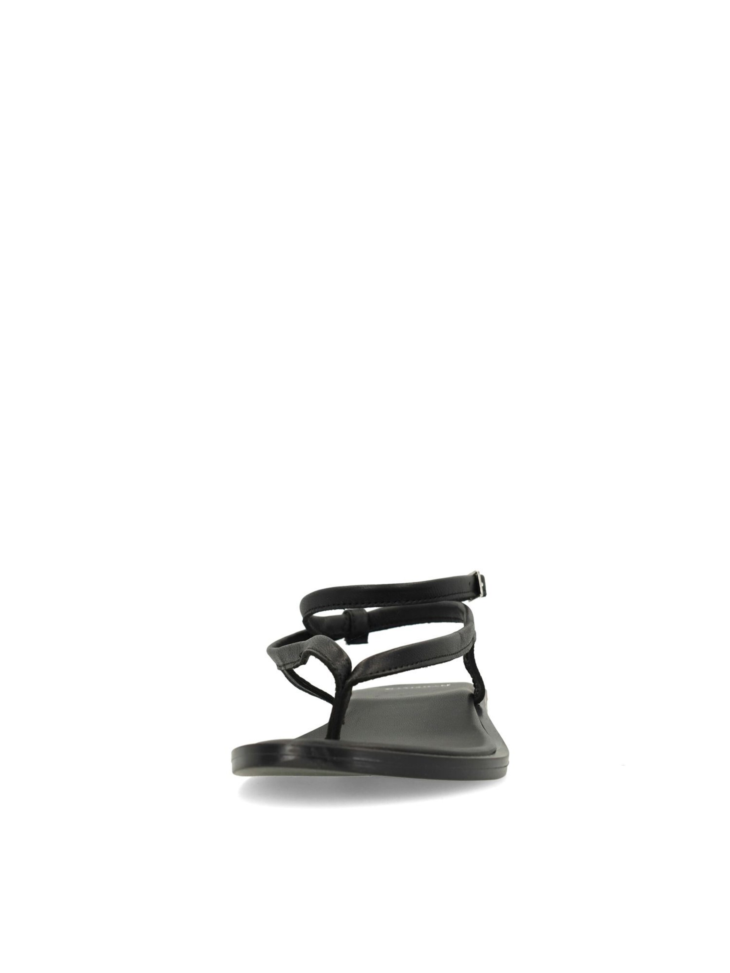 MANFIELD T-Bar Sandals in Black