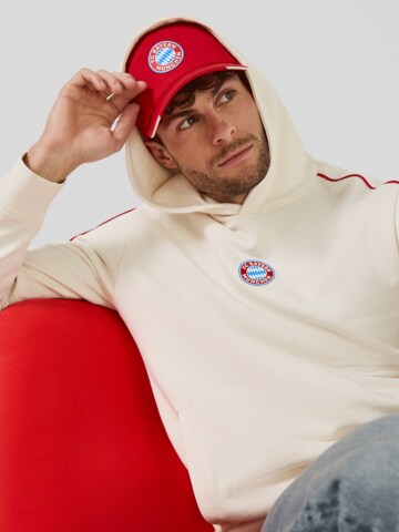 FC BAYERN MÜNCHEN Cap in Red: front