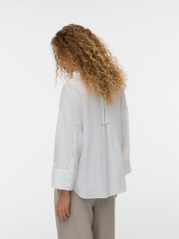 VERO MODA - Blusa 'VMDoris' en blanco