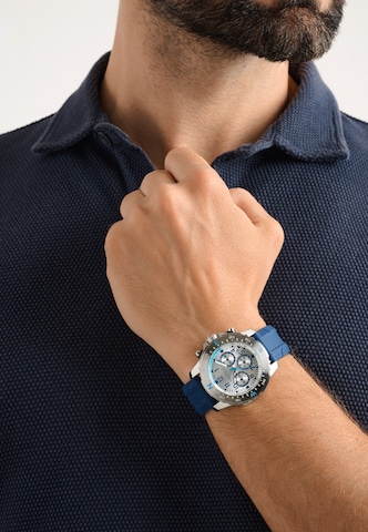 Montre de sport ' RIDING SAIL ' NAUTICA en bleu : devant