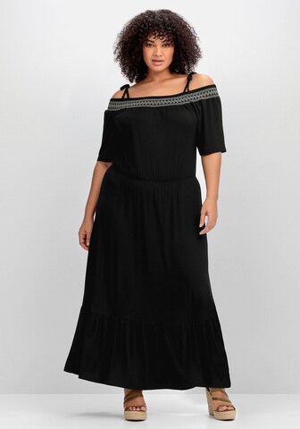 SHEEGO Beach Dress in Black: front