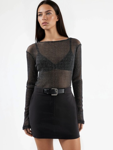 Hiccup Skirt in Black: front