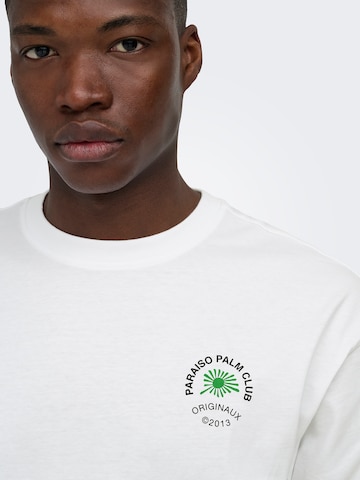 Tricou 'ONSFRED ESCAPE' de la Only & Sons pe alb