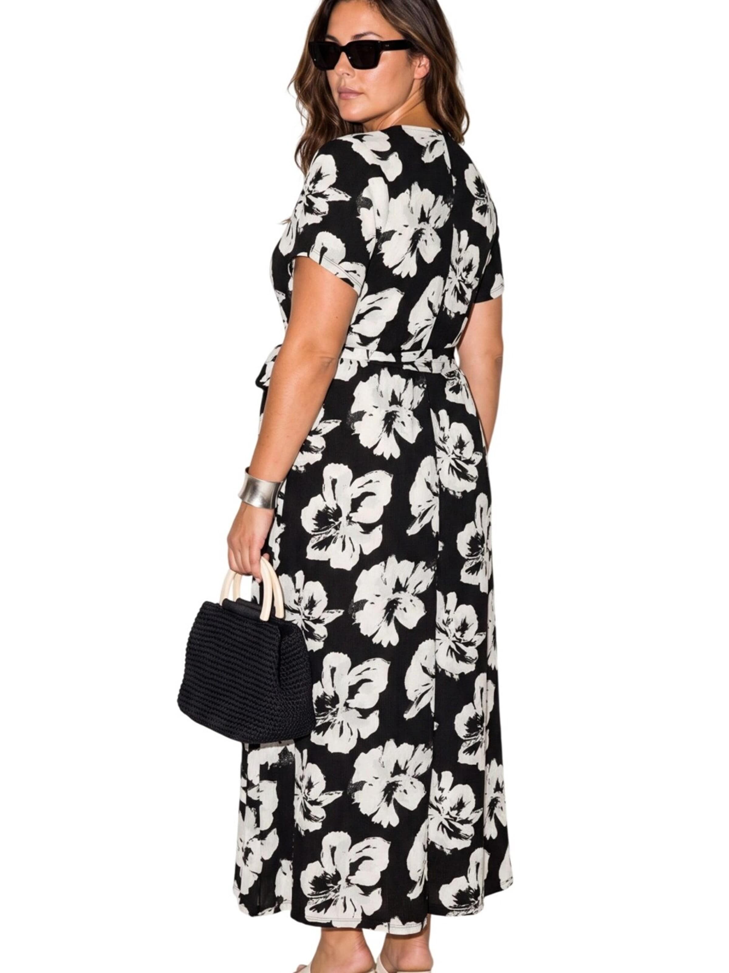 Shape Of You Dress in Black