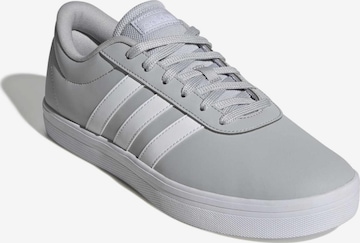 Sneaker bassa 'EASY' di ADIDAS SPORTSWEAR in grigio: frontale