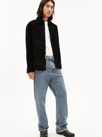 ARMEDANGELS Regular fit Button Up Shirt 'SOMAAN' in Black