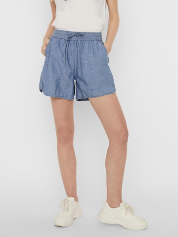 VERO MODA Regular Shorts 'Akela' in Blau: predná strana