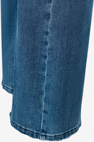 MAC Bootcut Jeans i blå