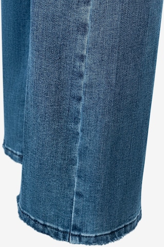 MAC Bootcut Jeans in Blauw