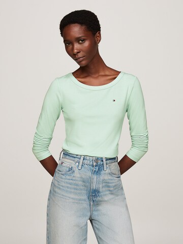 T-shirt TOMMY HILFIGER en vert : devant