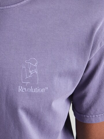 Revolution T-Shirt in Lila