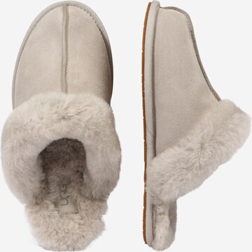 UGG Huisschoenen 'Scuffette II' in Beige