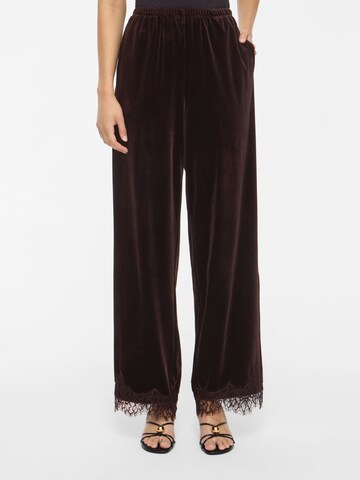 VILA Wide Leg Hose 'LINDRA ' in Braun: Vorderseite