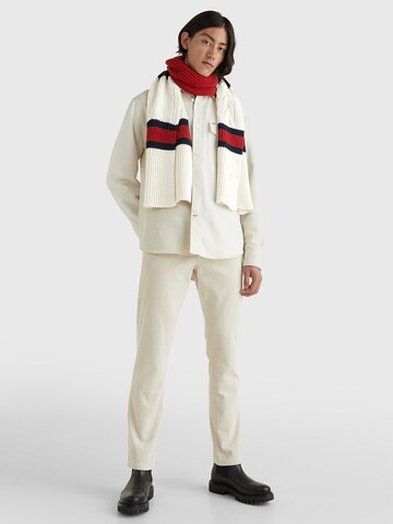 TOMMY HILFIGER - Chal en beige