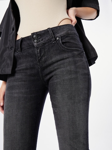 Coupe slim Jean 'Molly' LTB en noir