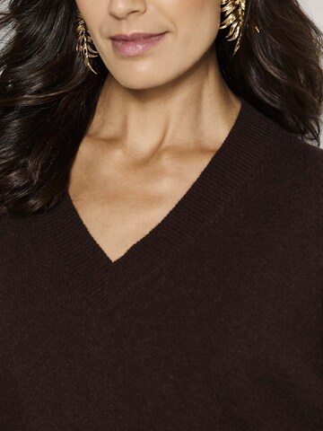 MADELEINE Trui in Bruin