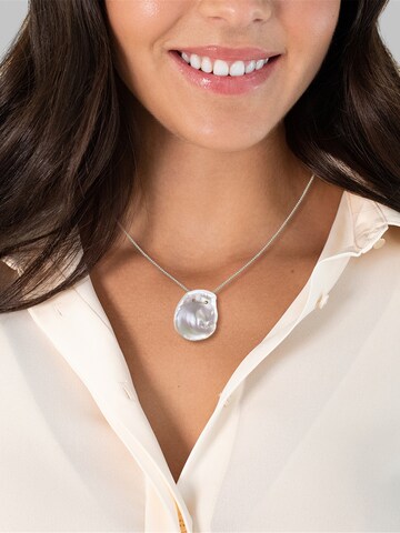 Collana di Valero Pearls in argento: frontale