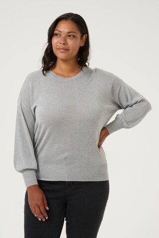 KAFFE CURVE Pullover 'Ankia' in Grau: Vorderseite