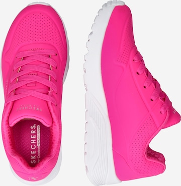 SKECHERS Sneakers in Roze