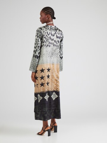 Grace Kleid 'LOVERS' in Beige
