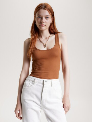 TOMMY HILFIGER Top in Brown: front