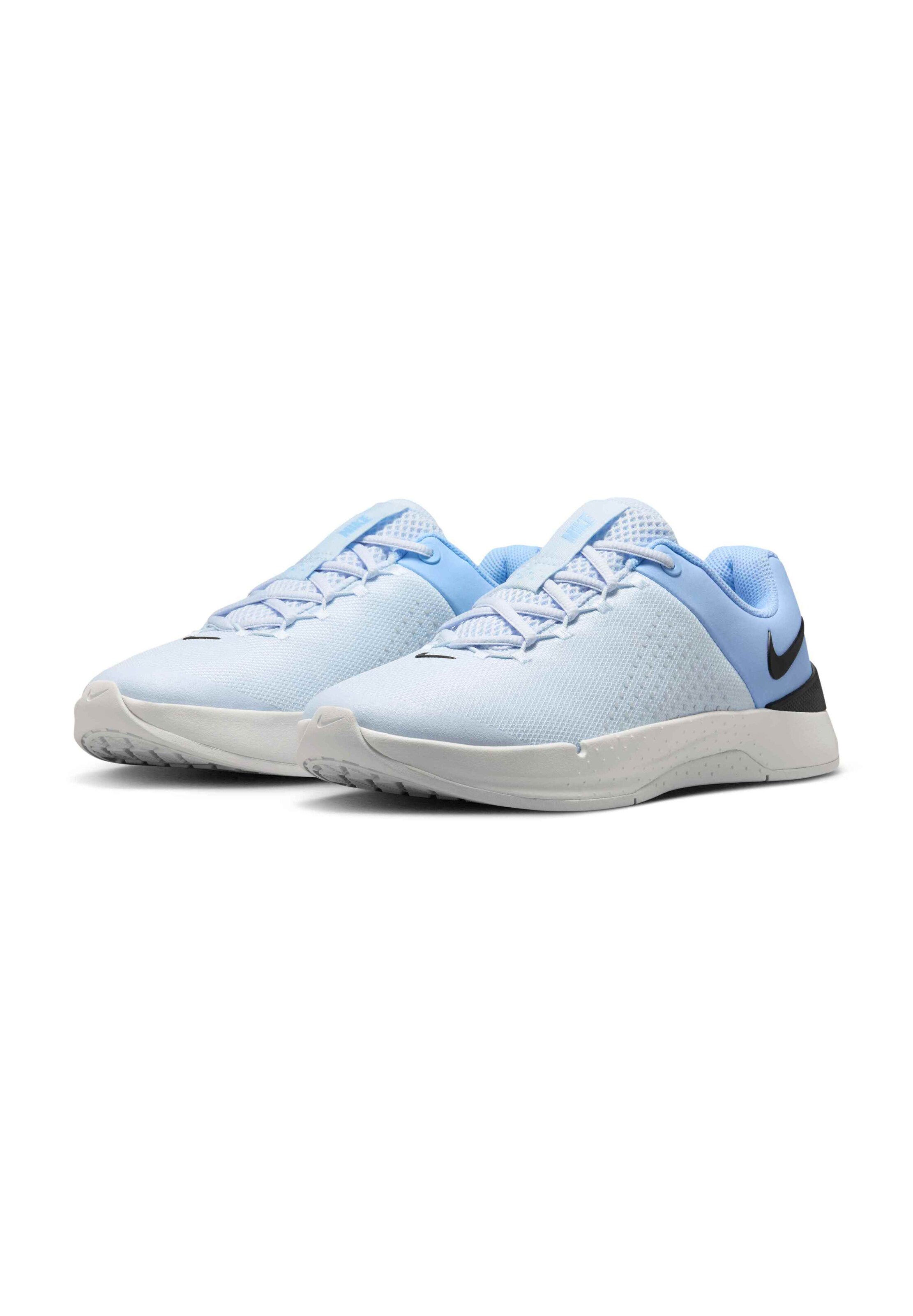 Chaussure de sport 'MC Trainer 4' NIKE en bleu