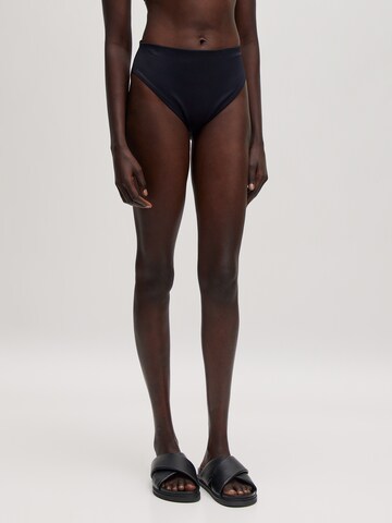EDITED Bikini bottom 'Raissa' in Black: front