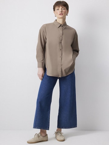 Touche Prive Shirt in Brown