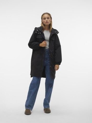 VERO MODA Winter parka 'ROANE' in Black