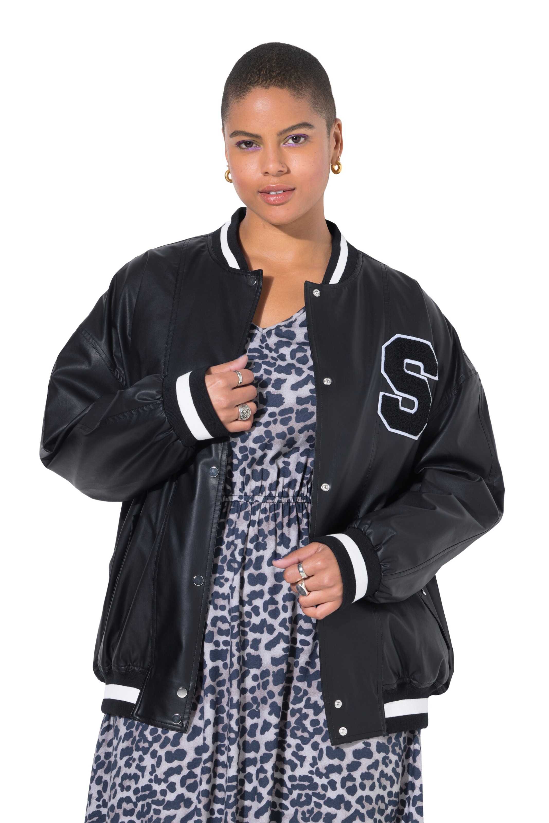 Studio Untold Between-season jacket in Black: front