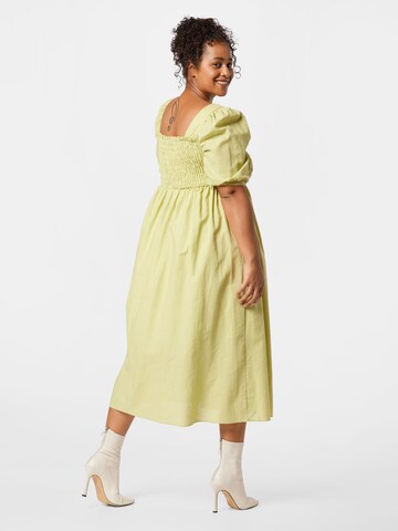 Rochie de la GLAMOROUS CURVE pe verde