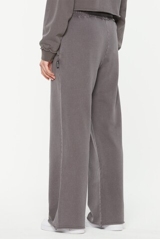 Harlem Soul Regular Pants in Grey